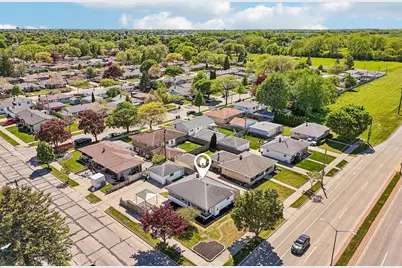 3940  Lasalle St, Racine, WI 53402 - Photo 32