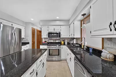 8419  110th Ave, Pleasant Prairie, WI 53158 - Photo 10