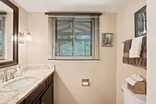S23W26149 Canterbury Ln, Waukesha, WI 53188 - Photo 18