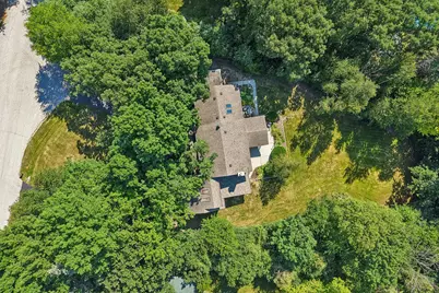 S23W26149  Canterbury Ln, Waukesha, WI 53188 - Photo 38