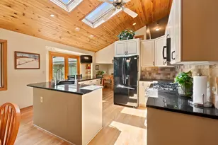 S23W26149 Canterbury Ln, Waukesha, WI 53188 - Photo 4