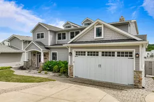 211 3rd Ave, Fontana, WI 53125 - Photo 2