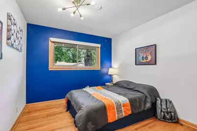 6964 N Braeburn Ln, Glendale, WI 53209 - Photo 30