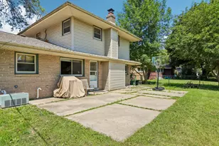 6964 N Braeburn Ln, Glendale, WI 53209 - Photo 64