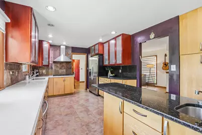 6964 N Braeburn Ln, Glendale, WI 53209 - Photo 16