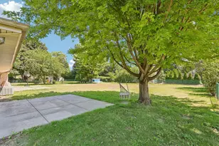6964 N Braeburn Ln, Glendale, WI 53209 - Photo 62