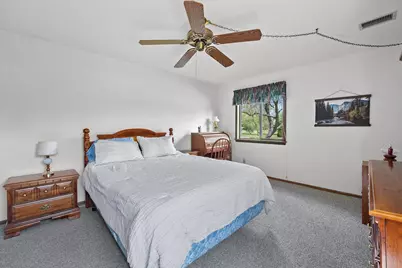 301  Park Hill Dr #A, Pewaukee, WI 53072 - Photo 14