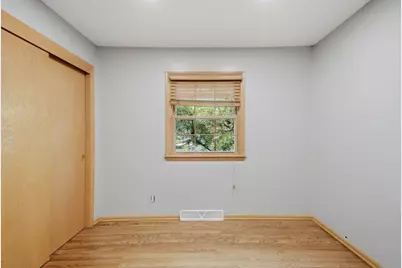 16730  Willow Ridge Ln, Brookfield, WI 53005 - Photo 18