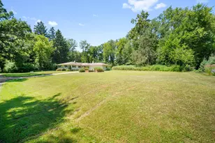 N70W39060 Foster Dr, Lac La Belle, WI 53066 - Photo 20