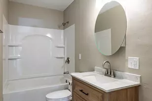 1512 Charles St, La Crosse, WI 54603 - Photo 10