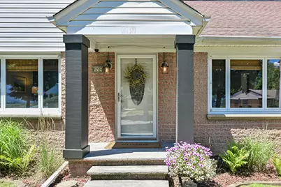 559 N 93rd St, Milwaukee, WI 53226 - Photo 2