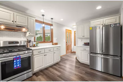 S70W18899  Gold Dr, Muskego, WI 53150 - Photo 10