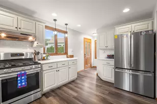S70W18899 Gold Dr, Muskego, WI 53150 - Photo 10