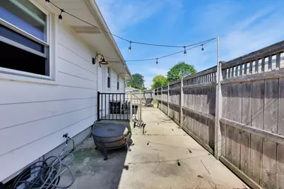 3520  88th St, Kenosha, WI 53142 - Photo 30