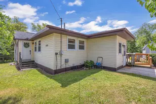 200 Lake St, Cascade, WI 53011 - Photo 32
