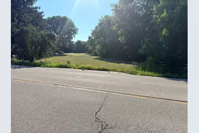 7577 S North Cape Rd Rd, Franklin, WI 53132 - Photo 2