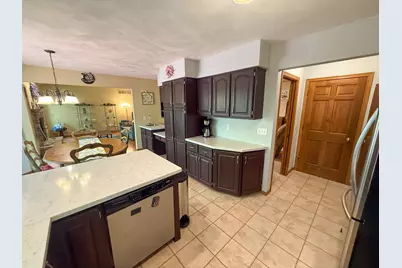 57  Westfield Cir, Fond du Lac, WI 54935 - Photo 6