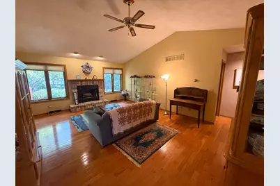 57  Westfield Cir, Fond du Lac, WI 54935 - Photo 12