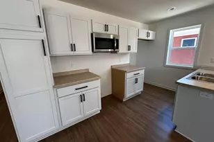 1054 Wipple Way, Sheboygan Falls, WI 53085 - Photo 2