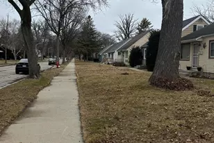 5224 N 47th St, Milwaukee, WI 53218 - Photo 8