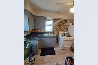 5224 N 47th St, Milwaukee, WI 53218 - Photo 10