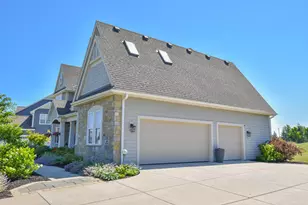 N66W15735 Fox Meadow Dr, Menomonee Falls, WI 53051 - Photo 46
