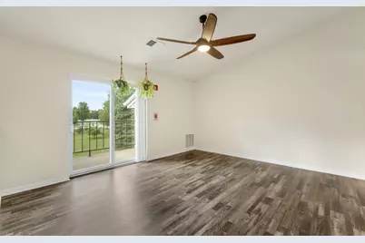 N110W17155  Ashbury Ln #6, Germantown, WI 53022 - Photo 2