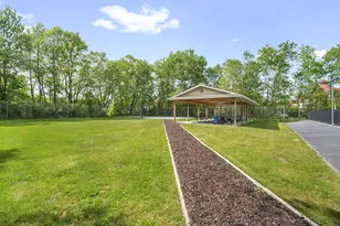 N110W17155 Ashbury Ln, Germantown, WI 53022 - Photo 20