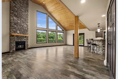 W25377  Park Rd, Trempealeau, WI 54661 - Photo 12