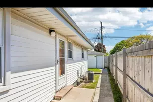 3940 Lasalle St, Racine, WI 53402 - Photo 26
