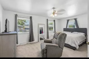 3940 Lasalle St, Racine, WI 53402 - Photo 12