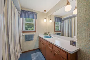 2205 Cottage Ct, Waukesha, WI 53188 - Photo 28