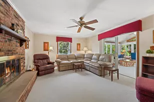 2205 Cottage Ct, Waukesha, WI 53188 - Photo 18