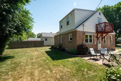 9420 W Saint Paul Ave, Milwaukee, WI 53226 - Photo 42