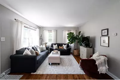 9420 W Saint Paul Ave, Milwaukee, WI 53226 - Photo 6