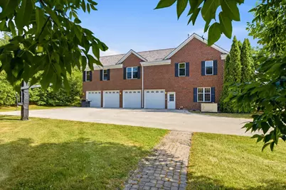 9010 N Upper River Ct, River Hills, WI 53217 - Photo 106