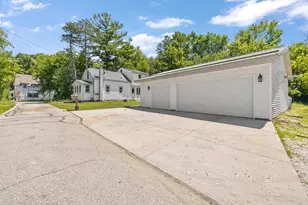3541 Circle Dr, Richfield, WI 53033 - Photo 2