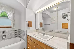 1416 W Washington Ave, Cleveland, WI 53015 - Photo 10