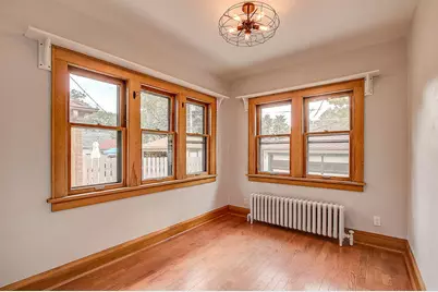 2571 N 62nd St, Wauwatosa, WI 53213 - Photo 6