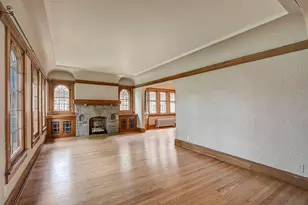 2571 N 62nd St, Wauwatosa, WI 53213 - Photo 4