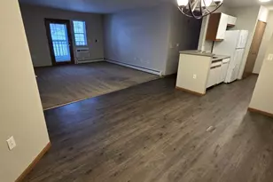 394 Pine Tree Dr, Fond du Lac, WI 54935 - Photo 2