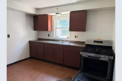 4904 N 56th St, Milwaukee, WI 53218 - Photo 4
