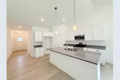 1578  Meadowview Ct, Whitewater, WI 53190 - Photo 2