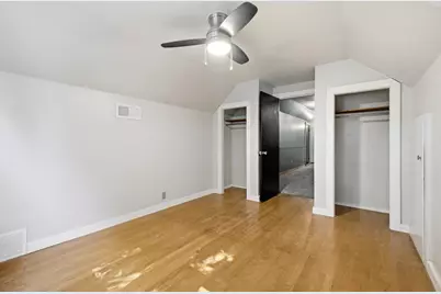1429 W Homestead Trl, Mequon, WI 53092 - Photo 18