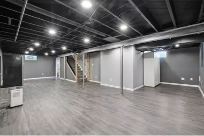 1429 W Homestead Trl, Mequon, WI 53092 - Photo 20