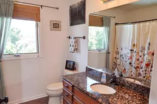 412 E Grant St, Elkhorn, WI 53121 - Photo 24