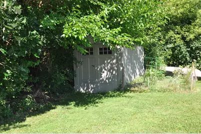 412 E Grant St, Elkhorn, WI 53121 - Photo 34