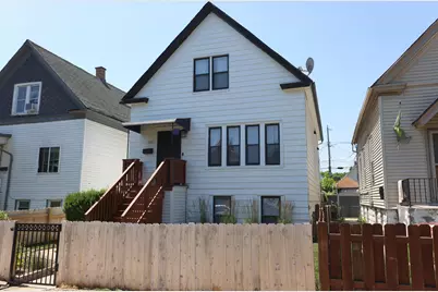 2479 S 10th St, Milwaukee, WI 53215 - Photo 2