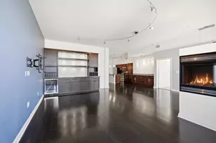 106 W Seeboth St, Milwaukee, WI 53204 - Photo 10
