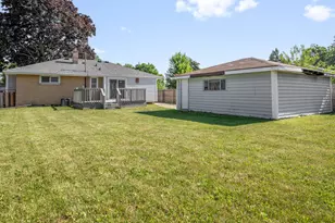 7719 W Winfield Ave, Milwaukee, WI 53218 - Photo 18